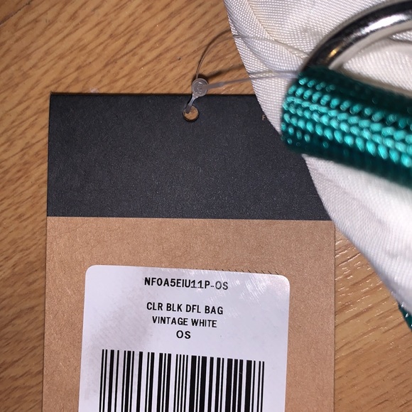 NWT The North Face Chapter One Colorblock Duffel Bag - Picture 14 of 14